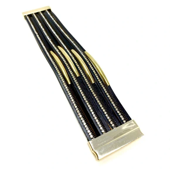 đź–¤Razzle Dazzle Bracelet With Magnetic Claspđź–¤ - Picture 1 of 1